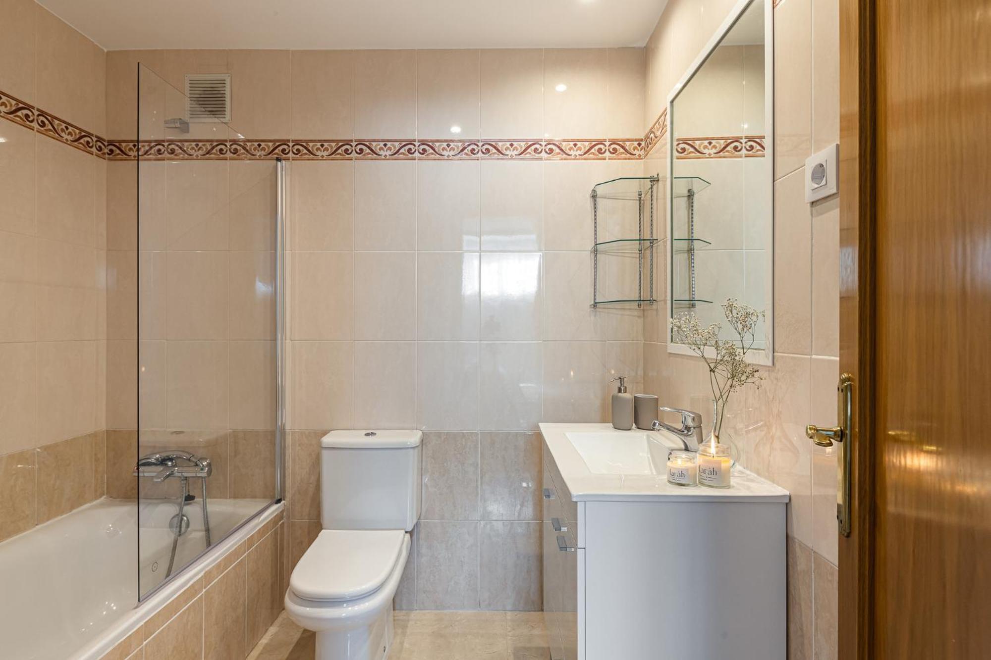 Appartement Waou Gran Via Attic - Corta Duracion à Madrid Extérieur photo